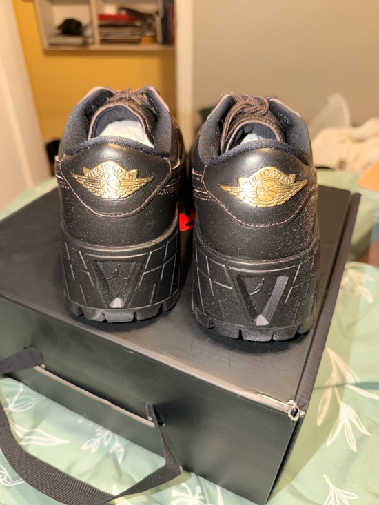 Nike Women’s Brooklyn Jordan Platform Leather Sneakers - Picture 5 of 7